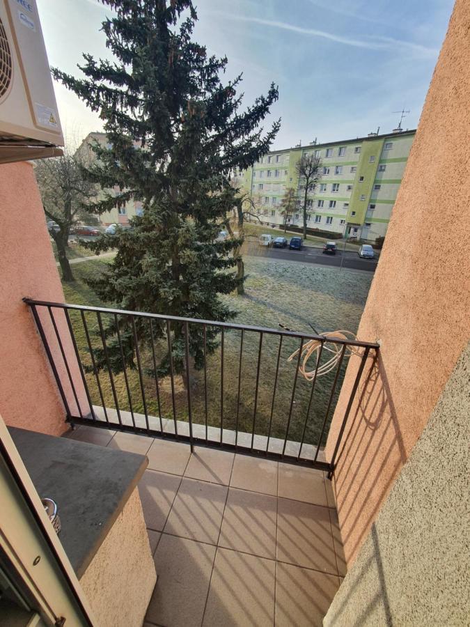 Jdk Apartamenty Mlynarska 44M2 6-Osobowy Kalisz (Greater Poland) Exterior foto
