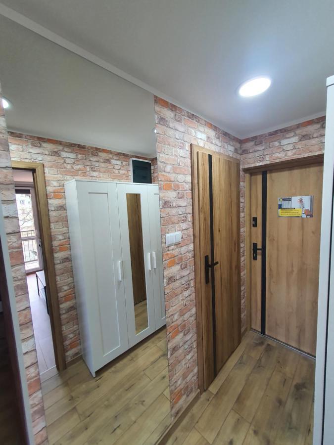 Jdk Apartamenty Mlynarska 44M2 6-Osobowy Kalisz (Greater Poland) Exterior foto
